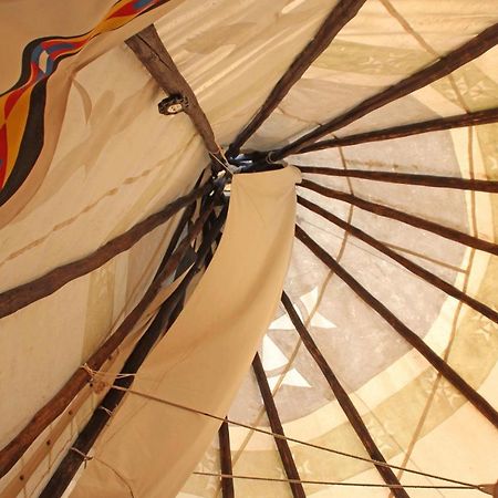 Big Sky Tipi Holidays Wartling Экстерьер фото