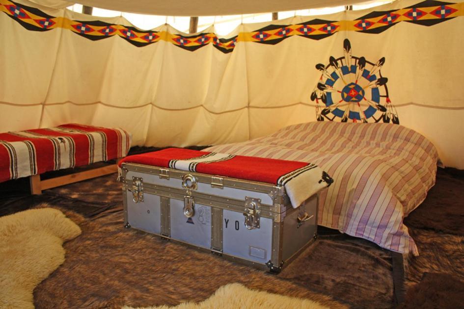 Big Sky Tipi Holidays Wartling Экстерьер фото