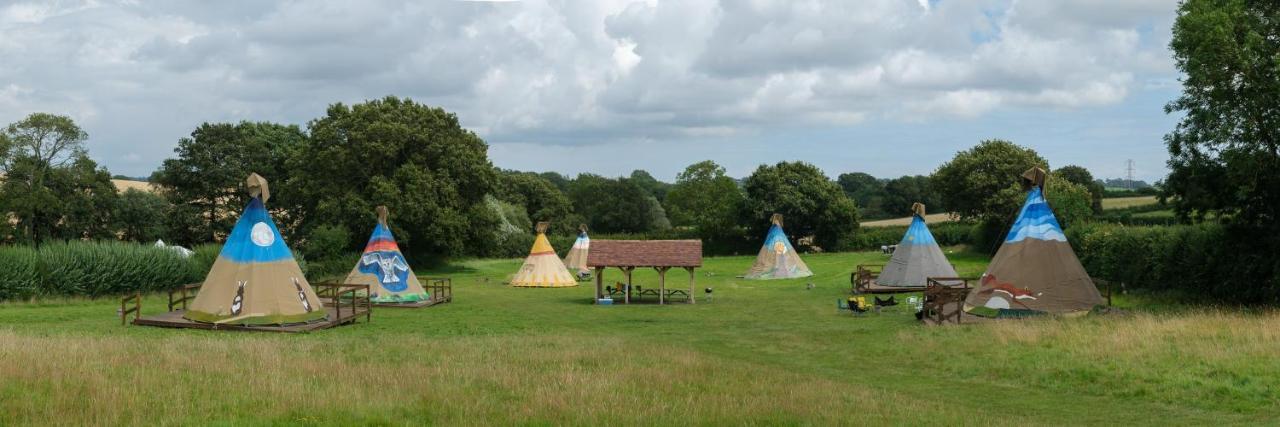 Big Sky Tipi Holidays Wartling Экстерьер фото